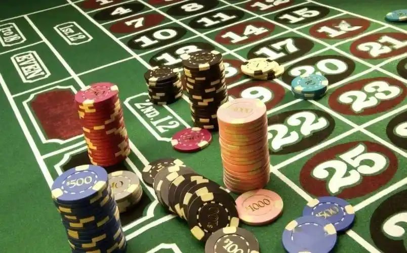 Bảng thông tin bóng đá minh họa cách đọc kèo châu Á và tài xỉu